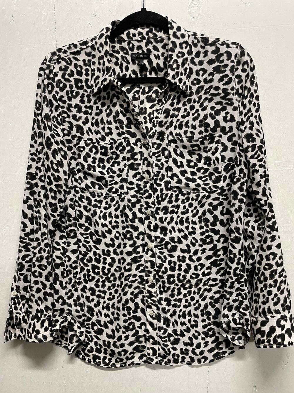 Talbots Women's Leopard Print Blouse Medium Long Sleeve Button Up W/ Pockets